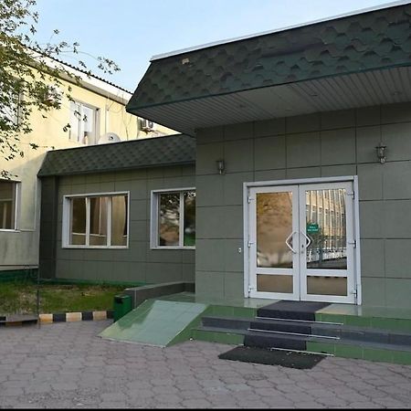 Green Hotel Atyraū Exterior foto